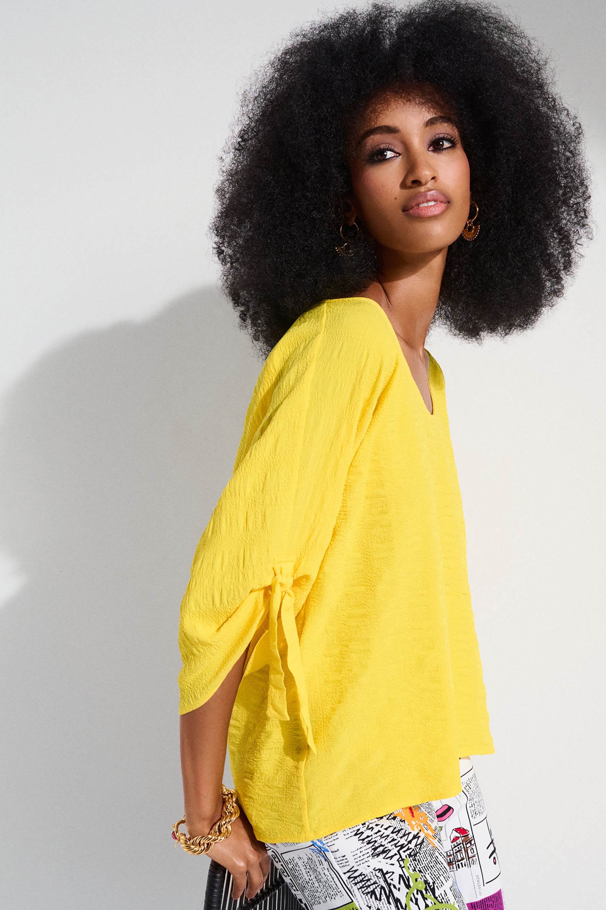 Harper & Bright Designs Detachable Style White Twin over